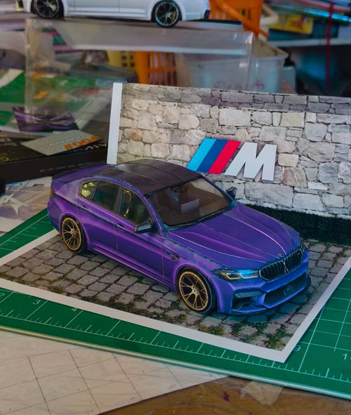 BMW M5 Paperback Design PDF ( 2-5 colors )