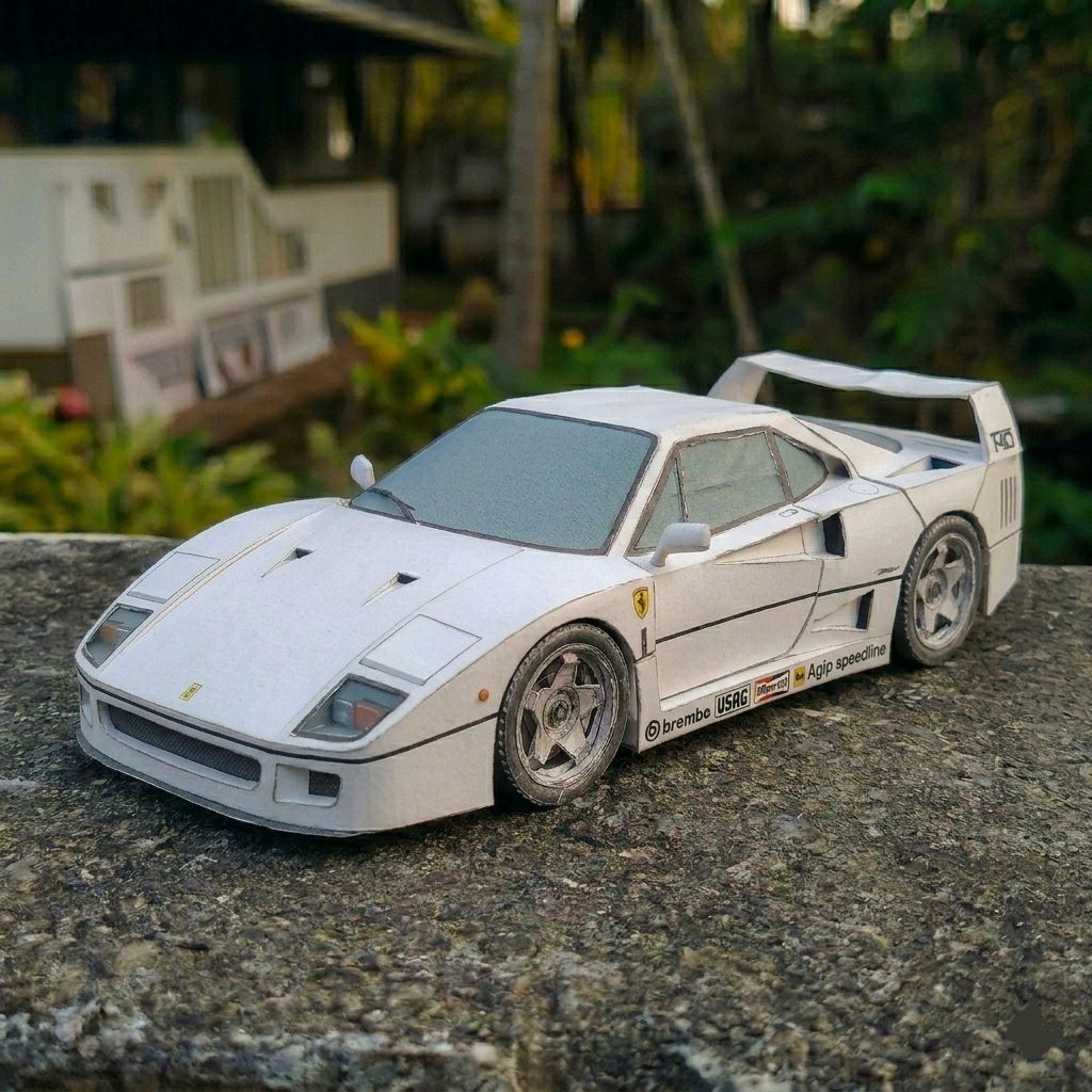 Ferrari F40 Paperback Design PDF ( 2-5 colors )